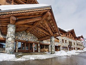 Les Cimes Blanches Apartments
