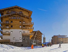 Altaviva Apartments