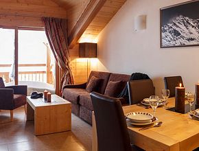 Le Napolean Apartments & Spa