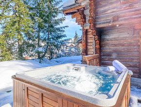 Chalet Elliot East
