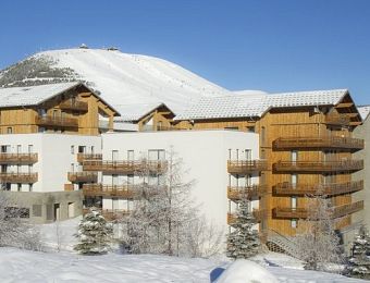 L’Eclose Apart-Hotel