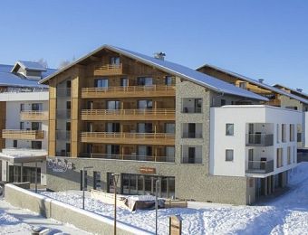 L’Eclose Apartments